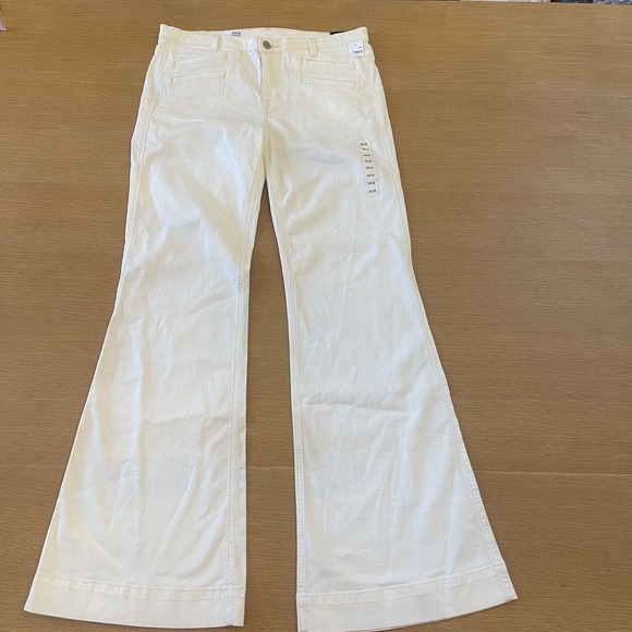 Women's Gap Size 29 8 Ivory High Rise Denim Trousers Flared Wide Leg New - Picture 1 of 8